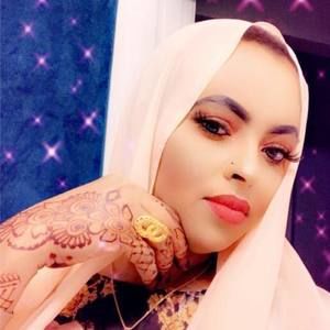 Meet your Posher, Muna